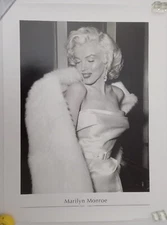 MARILYN MONROE POSTER, ON HEAVY PAPER STOCK. 80 CM X 60 CM. PRINTED IN 2003.