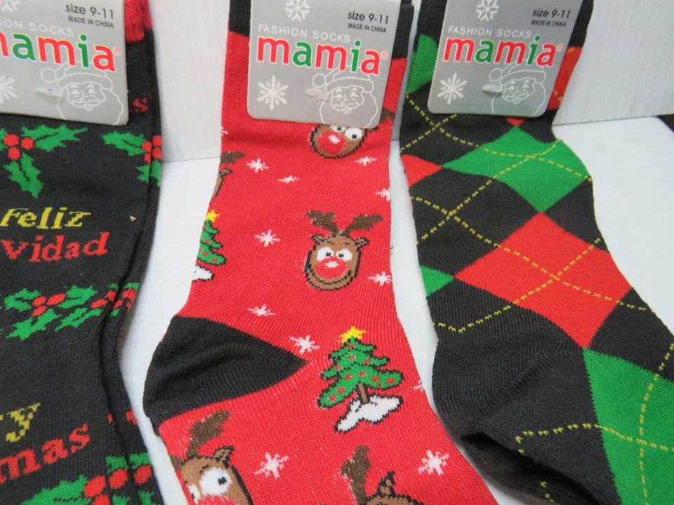 Christmas Mamia Size 9-11 Socks Holiday Feliz Navidad 3 pairs NWT - Image 3 of 4