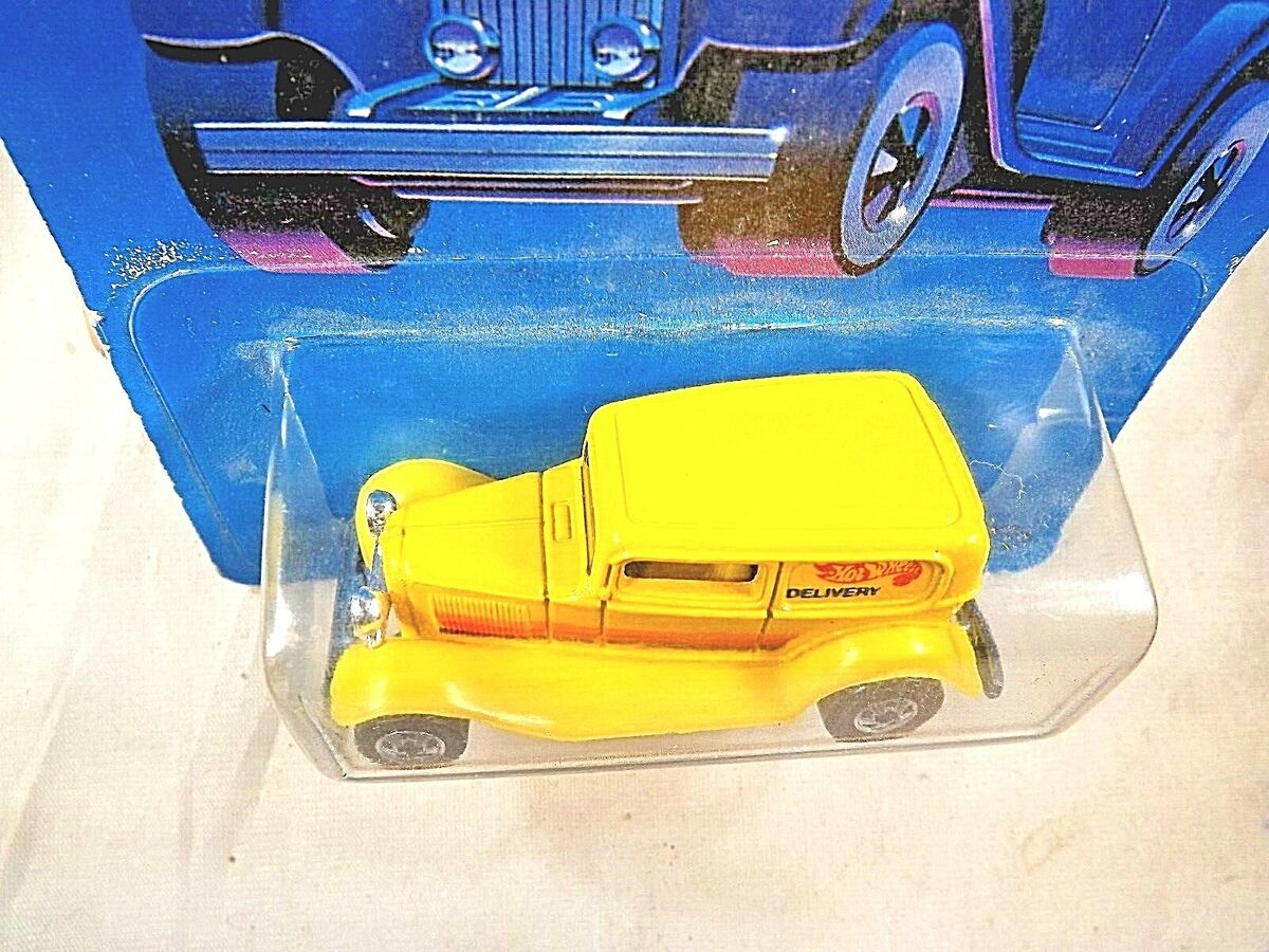 1988 Hot Wheels 7672 Collector Series '32 FORD DELIVERY 1988 Hot Wheels 7672 Collector Series '32 FORD DELIVERY