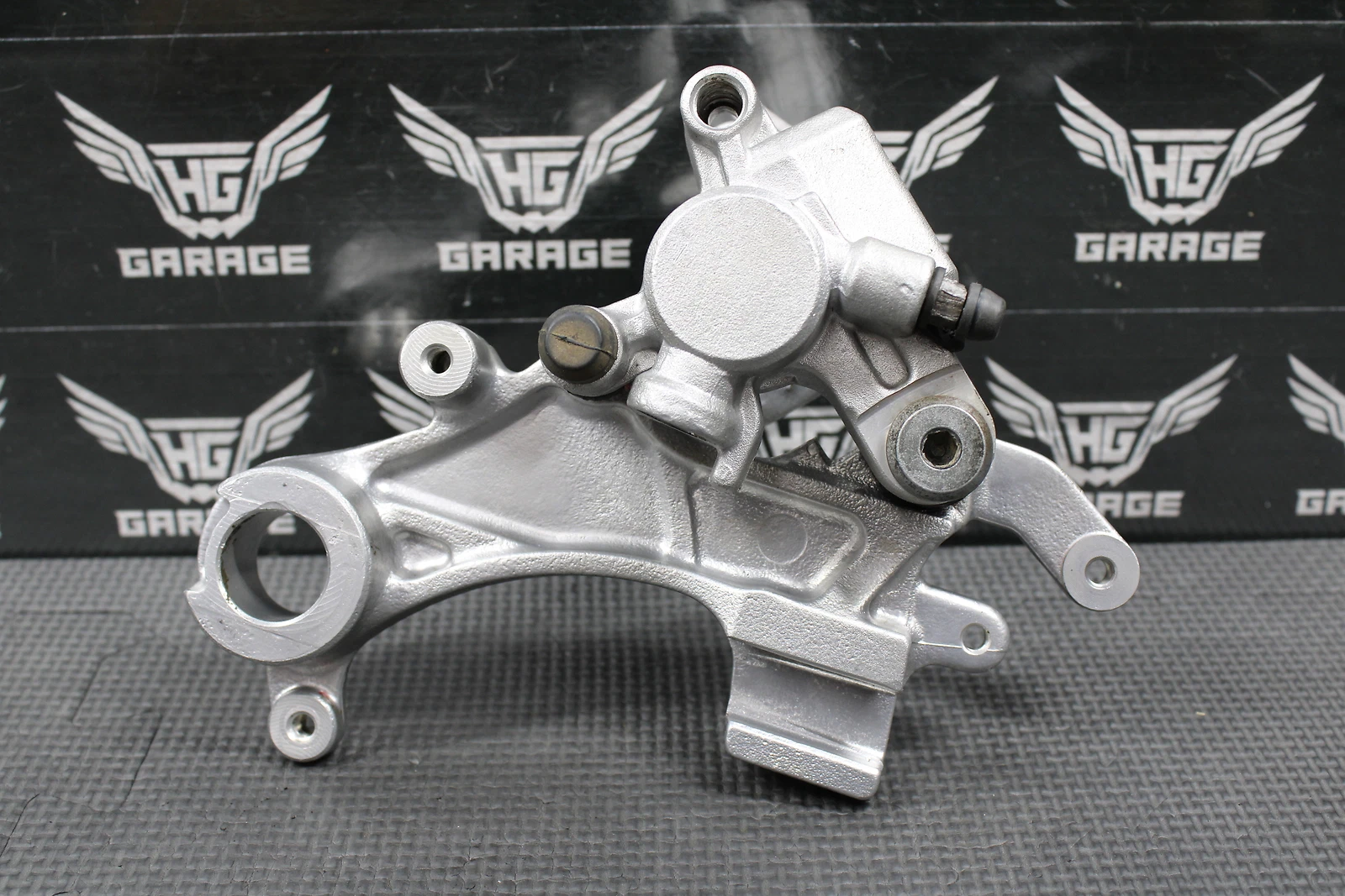 1998 YAMAHA YZ125 YZ250 OEM NISSIN REAR BACK BRAKE CALIPER 5DH-2580W-00-00 NICE