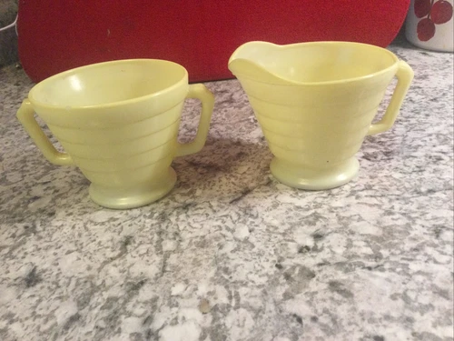 MCM Hazel Atlas Cream & Sugar Bowl Set Moderntone Pastel Platonite Yellow