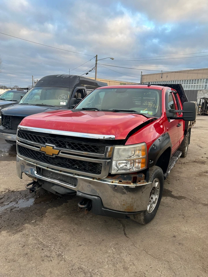 Conjunto de eje trasero usado se adapta a: camioneta Chevrolet Silverado 2500 2011 11,50`` Foto 4 de 4