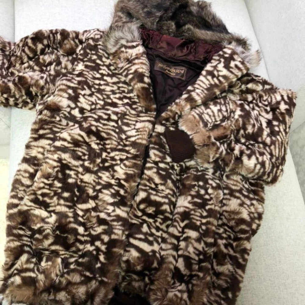 SAINT LAURENT (YSL) Cappotto pelliccia Yves Saint Laurent TAGLIA GRATIS buone condizioni