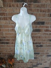 Vtg Secret Treasures Silky Satin Babydoll Sleepwear Sz Medium Floral Lace