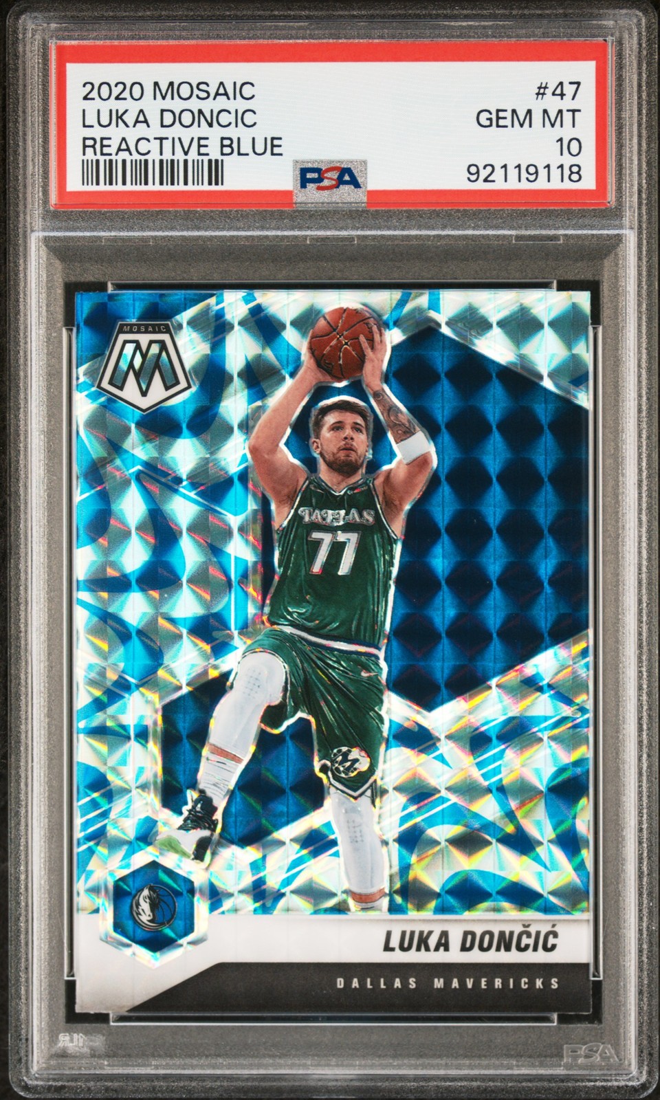 2020 Panini Mosaic Luka Doncic Blue Reactive #47 PSA 10
