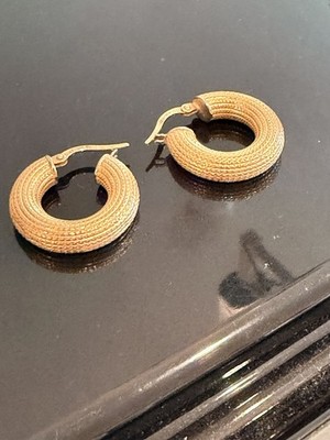Vintage UnoAerre italienische 18kt butterweiches Gelbgold geätzte 3/4'' Creolen