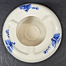 VTG NASCO Japan Blue & White Ceramic Flower Arranger/Frog Bowl Integrated Top