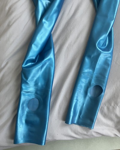 Latex Catsuit mit Haube Latexcrazy XL Long pearlsheen blue 0,45mm - Bild 6 von 7