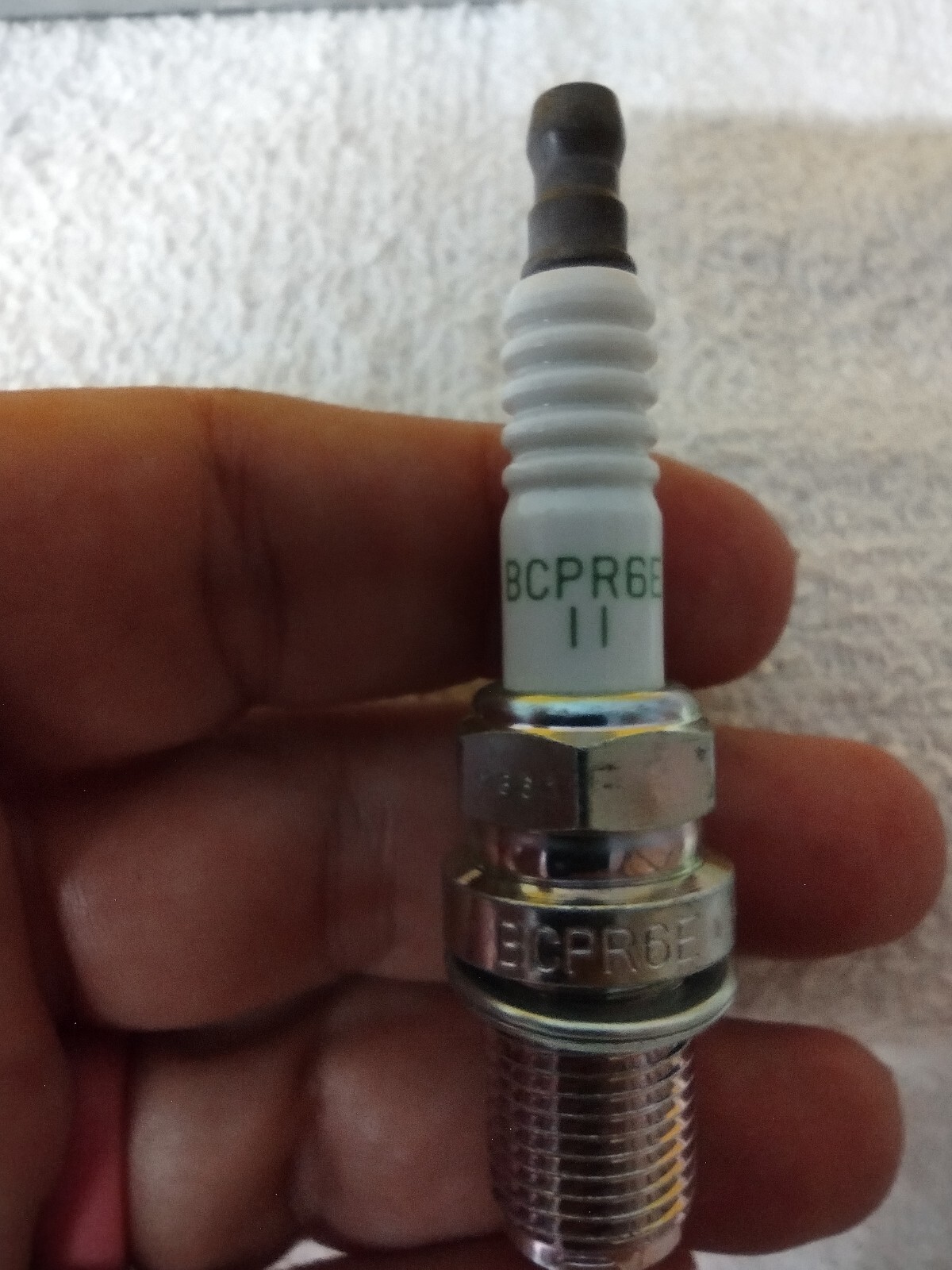 NGK/ BCPR6E-11/ Stock # 5632/ V-Power -Set of 4 Spark Plugs