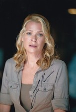 LAURIE HOLDEN signed Autogramm 20x30cm THE WALKING DEAD in Person autograph COA