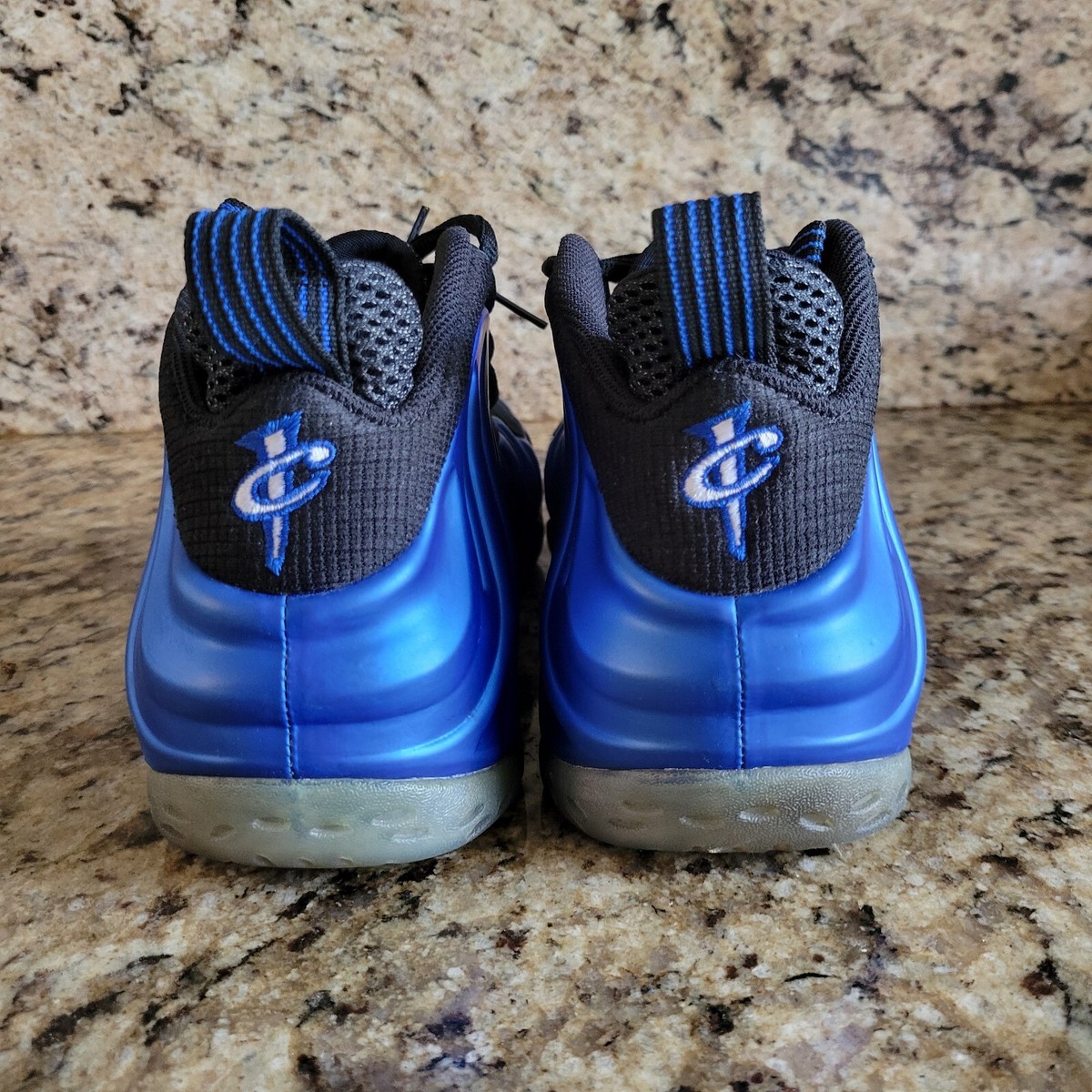 Nike Air Foamposite One XX 20th Anniversary 2017 Men\'s 7 Neon Blue 895320-500 The Nike Air Foamposite One XX  main image 3