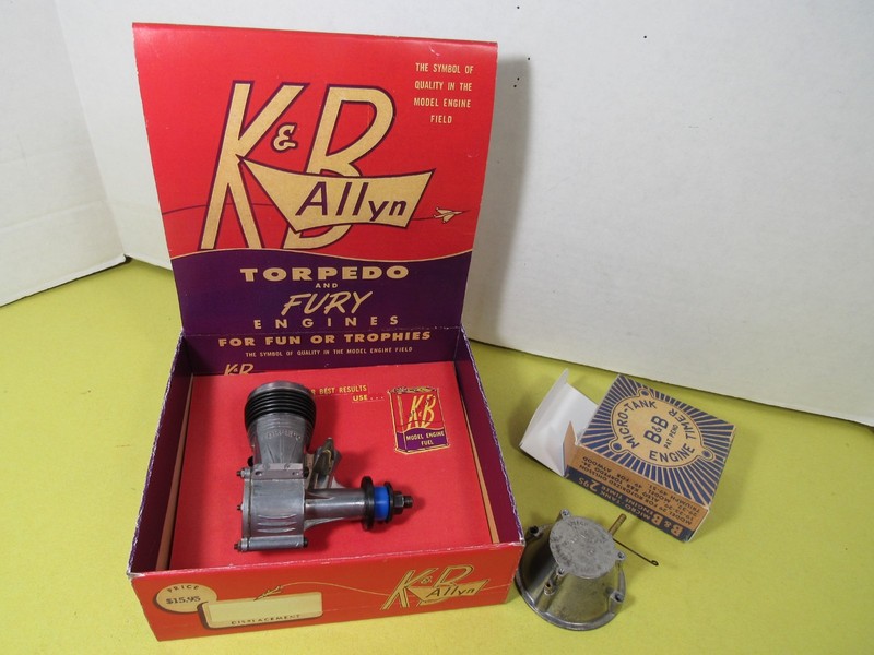 Excellent 1951 K&B Torpedo 29 with B&B Tank  model airplane engine