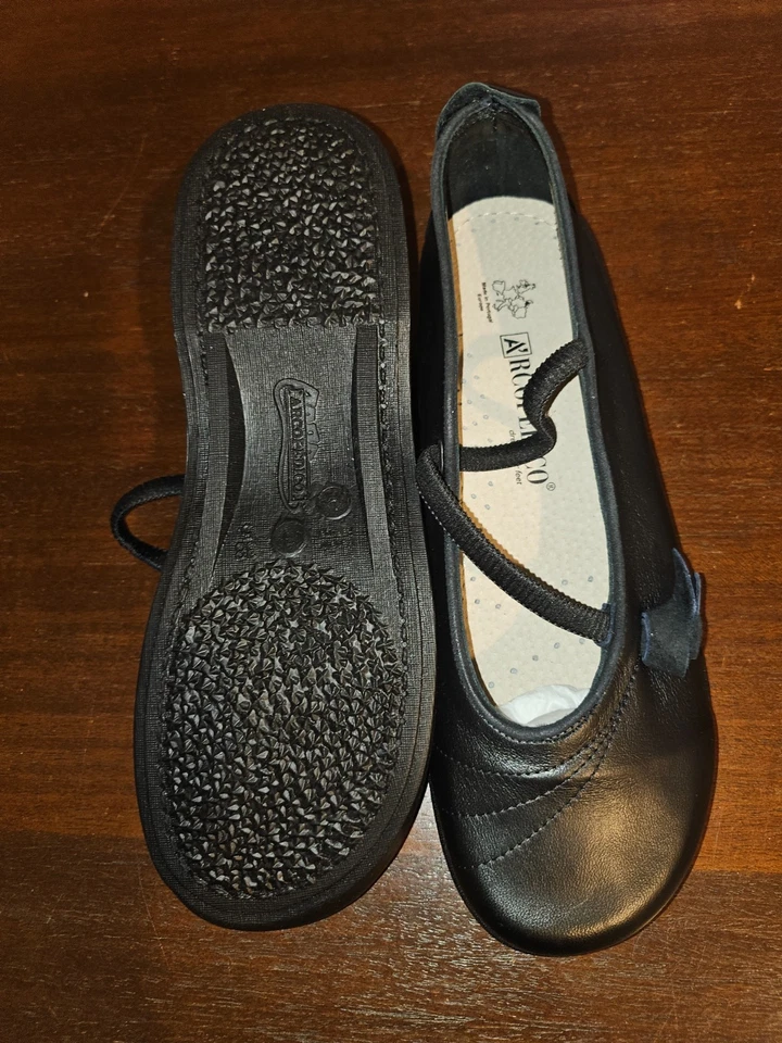 Zapato de Ballet Arcopedico Niñas Cuero Negro Mary Jane Sin Cordones Talla 5 NUEVO Foto 3 de 4