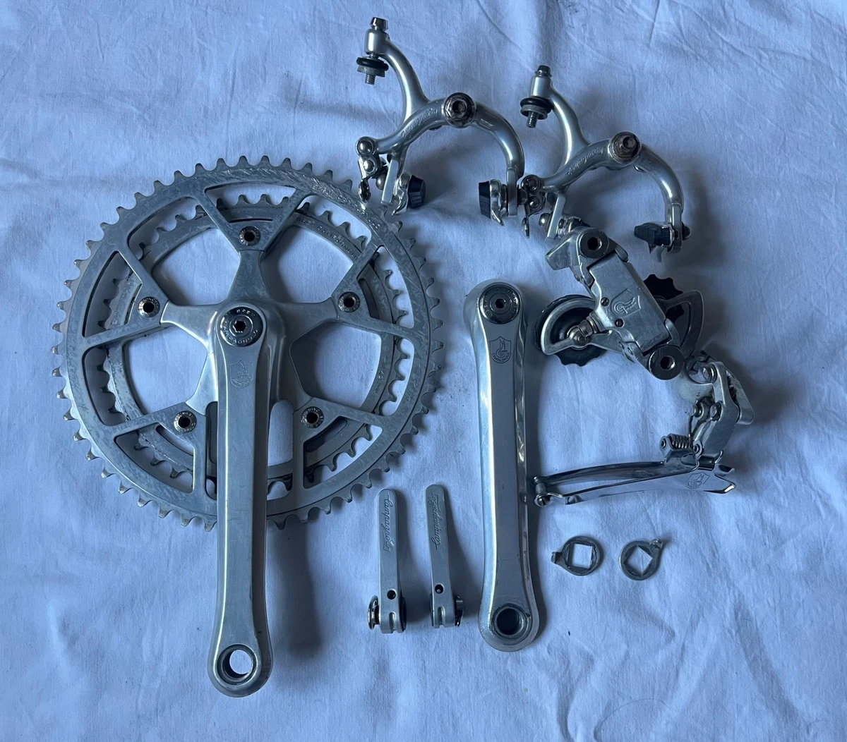 Groupe Campagnolo 3x9 Vitesses - Pédalier 170mm 50/40/30 - Boîtier Britannique