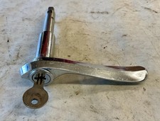 1931-1932 Chevrolet Outside Locking Handle W Key Rg31 1931-1932 Chevrolet Outside Locking Handle W Key Rg31