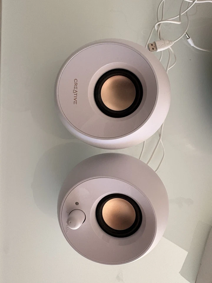 Creative Pebble - 2.0 USB Lautsprecher, mit Schalter u. Laustärkeregler, weiss - Bild 3 von 3