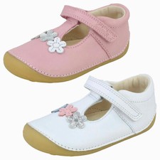 clarks girls pre walkers