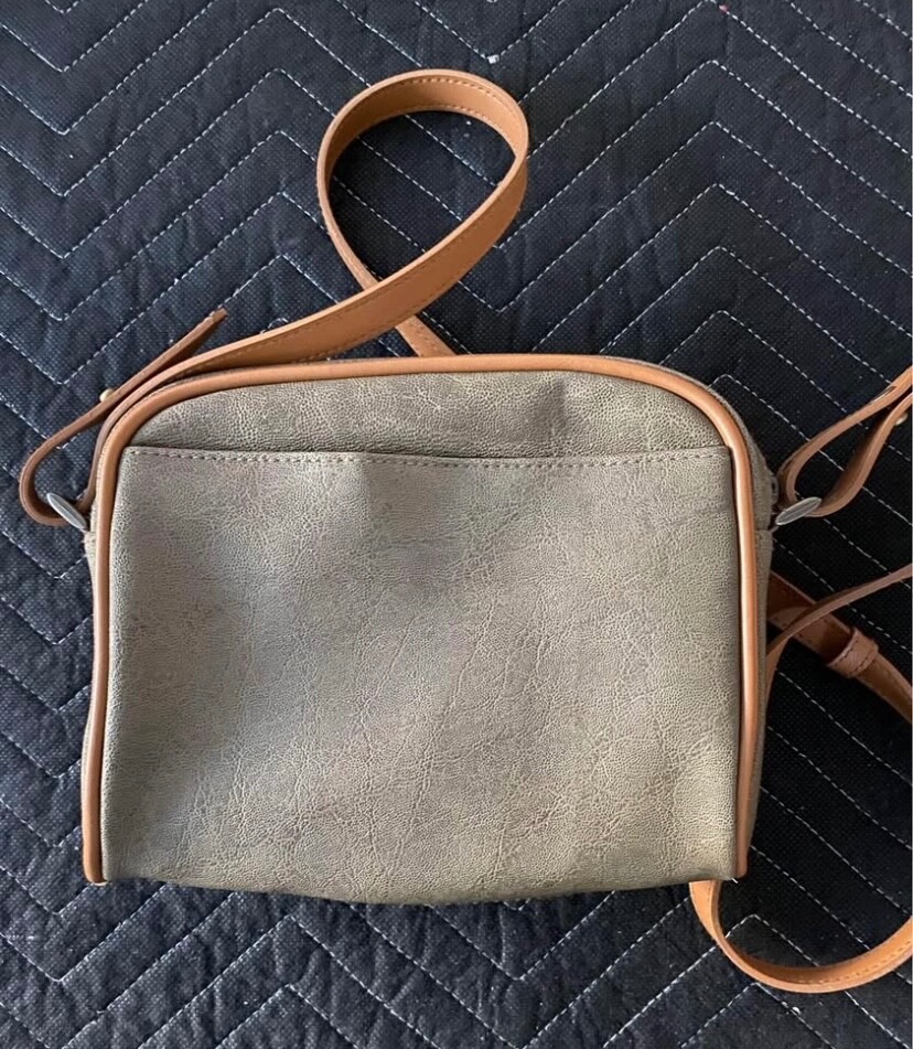 Perry Ellis America Brown Green Handbag New