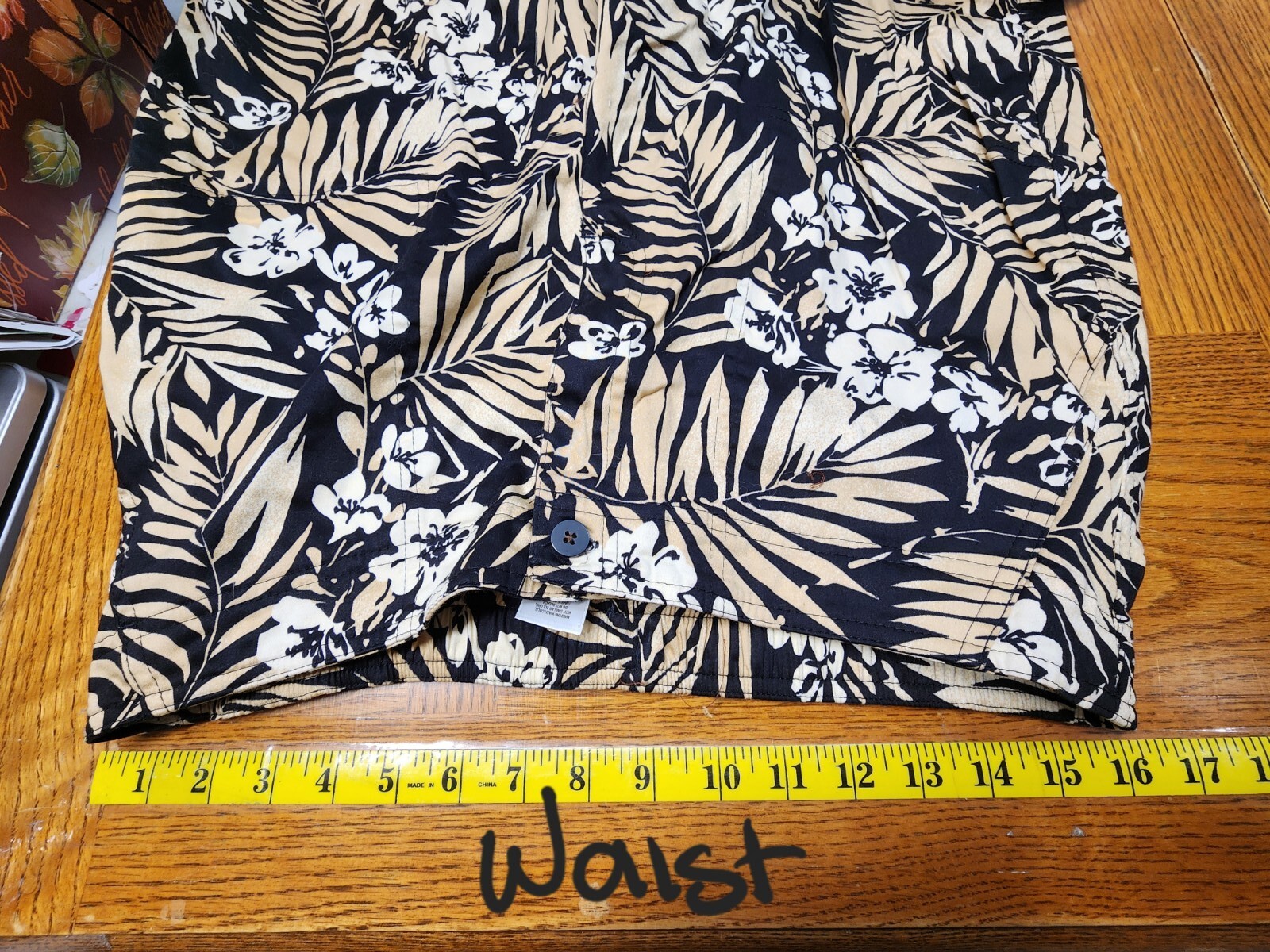 Classic Elements Brown Black Leaf Capri Plus Size… - image 5