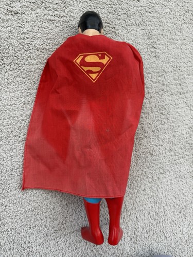 Figura de acción de colección rara 1988 DC Comics Superman figura capa - Imagen 2 de 5