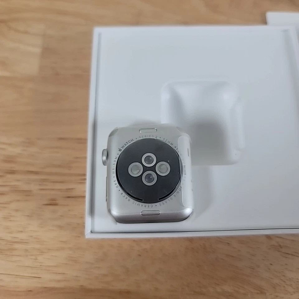 New Aluminum Apple Watch Series 2 Open Box Never Used Only!! - Image 4 of 4