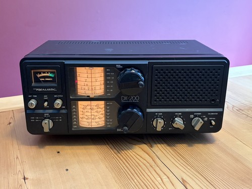 Realistic DX-200 5 Band Shortwave Communications Receiver