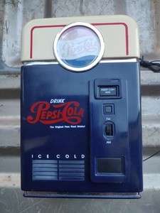 Vintage 1996 Pepsi Cola Soda Pop Vending Machine Coin Sorter Money Bank 7” Tall