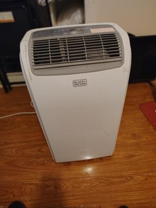 BLACK+DECKER BPACT08WT 5,000 BTU Portable Air Conditioner
