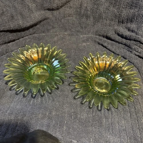 Vintage Federal Glass Celestial  Limelight Daisy Flower Bowl X 2