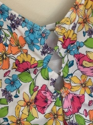 Time And Tru Floral O Ring Women's Swim Bathing Suit size M 8-10 white w/flowers