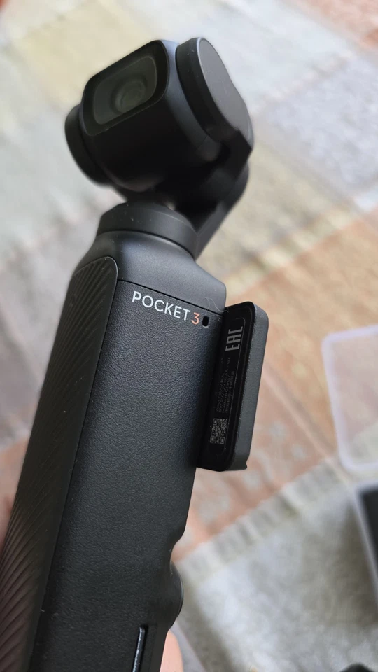DJI Osmo Pocket 3 4K Gimbal-Kamera,  sehr guter Zustand, mit Zubehörpaket  - Bild 3 von 4