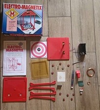 Vintage Electro-Magnetix Mini Labs Science Kits 1993 Over 30 Experiments