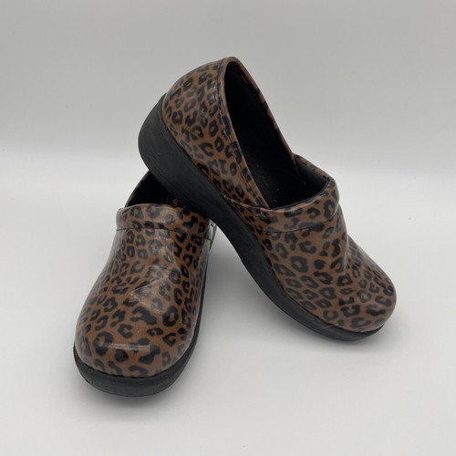 leopard nursing clogs