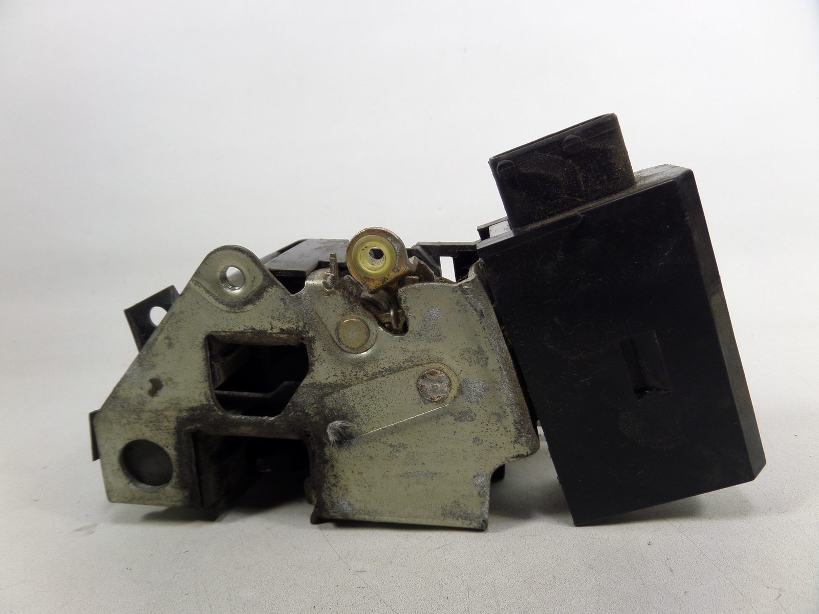 BMW Z3 Right Side Door Latch Lock Actuator OEM Roadster Coupe 67.11 8