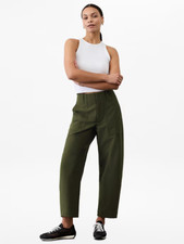 Athleta Skyline Utility Pant  Aspen Olive sz 10 650012 NEW
