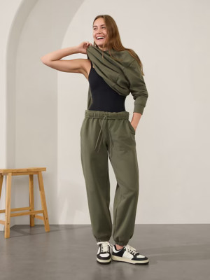 Athleta  Forever Fleece Jogger  Sweatpants | Moss Medium Petite #891669 NEW