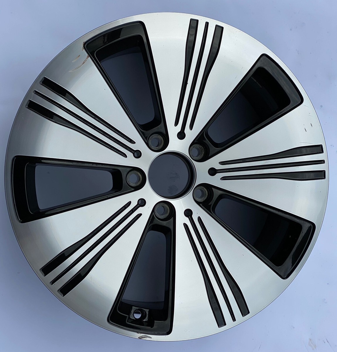 1x Mercedes-Benz 18-inch rim EQA H243 EQB X243 alloy rims 