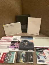 2021 Kia Telluride Owners Manual with Multimedia Navigation books and case