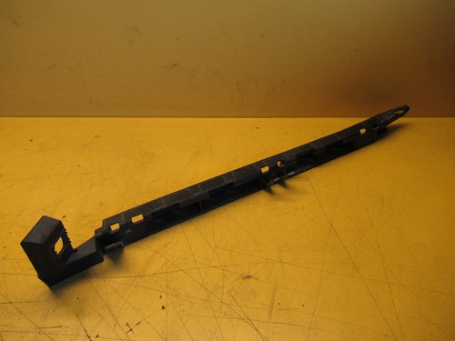 BMW 7er E65 E66 - Führung Aufnahme seitlich Stoßstange hinten links 5112 8245313