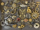 Vintage Costume Gold Silver Tone Jewelry Lot Of 41 Pins, Charms, Pendants