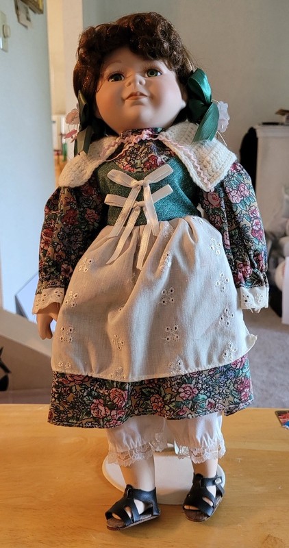Vintage Porcelain Doll, Possibly From The Ganz Cottage Collectibles