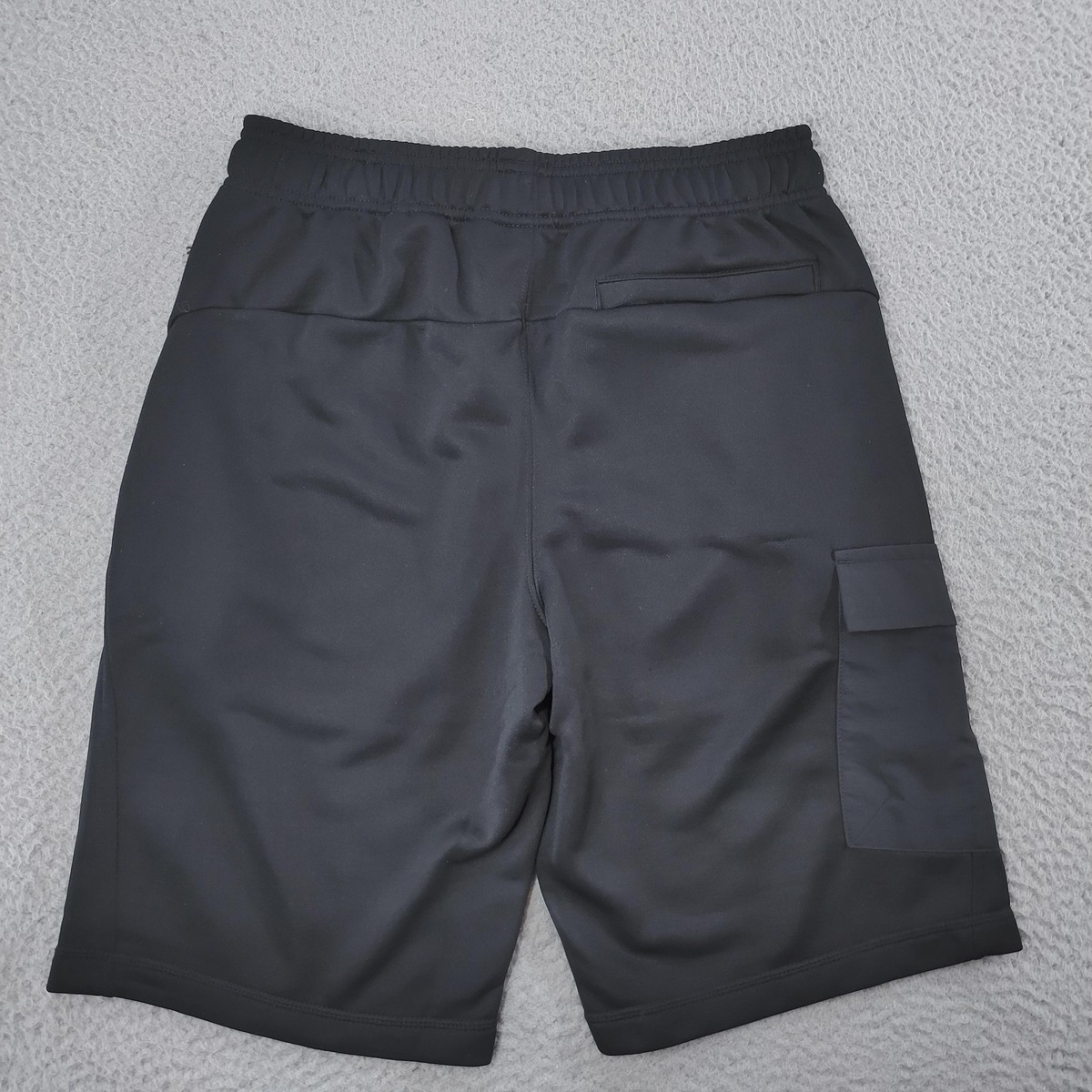 Umbro Shorts Mens Small Black 10 Inch Knit Cargo Elastic Waist