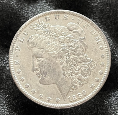1889 Morgan Silber Dollar High Grade