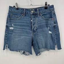 Old Navy Size 8 High Rise Curvy OG Straight Denim Shorts Button Fly Distressed