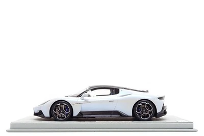 は*ー様 BBR Maserati Levante 1/18 ミニカー ホワイト は*ー様 BBR