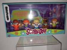 LITTLE PEOPLE SCOOBY DOO COLLECTOR SET NW FIGURES FISHER PRICE SHAGGY VELMA FRED