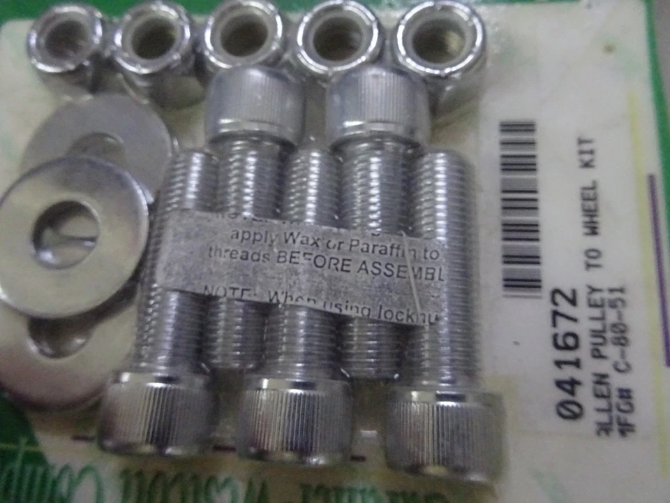 Harley DAVIDSON BIG TWIN's XL's Rpl CHROME REAR PULLEY ALLEN/NUT MOUNT KIT - Image 2 of 4