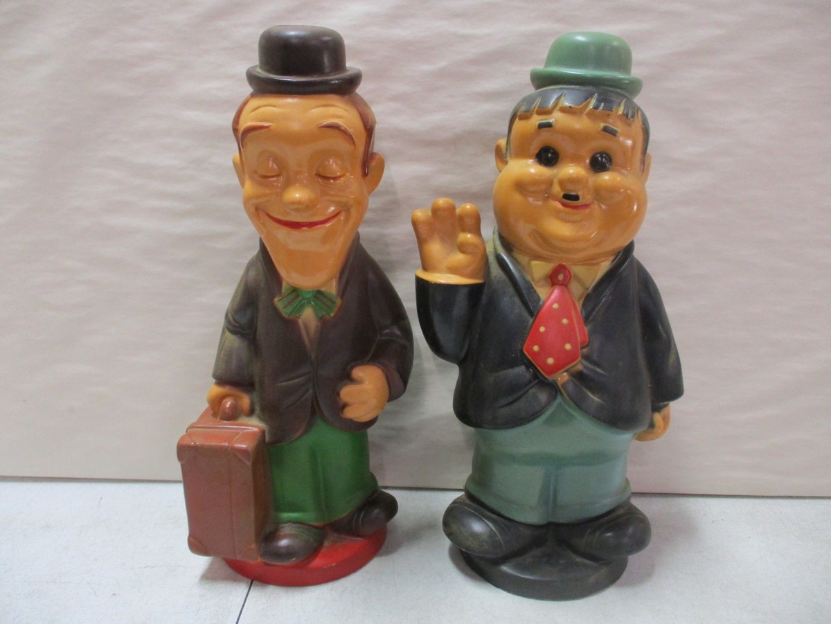 2 1972 Laurel and Hardy Plastic Banks | eBay