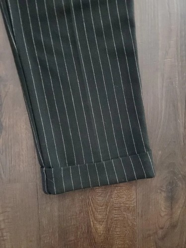 Bailey 44 Black Pinstripe Pants Cropped Ankle Pull On Sz Small Career Business - Picture 5 of 11