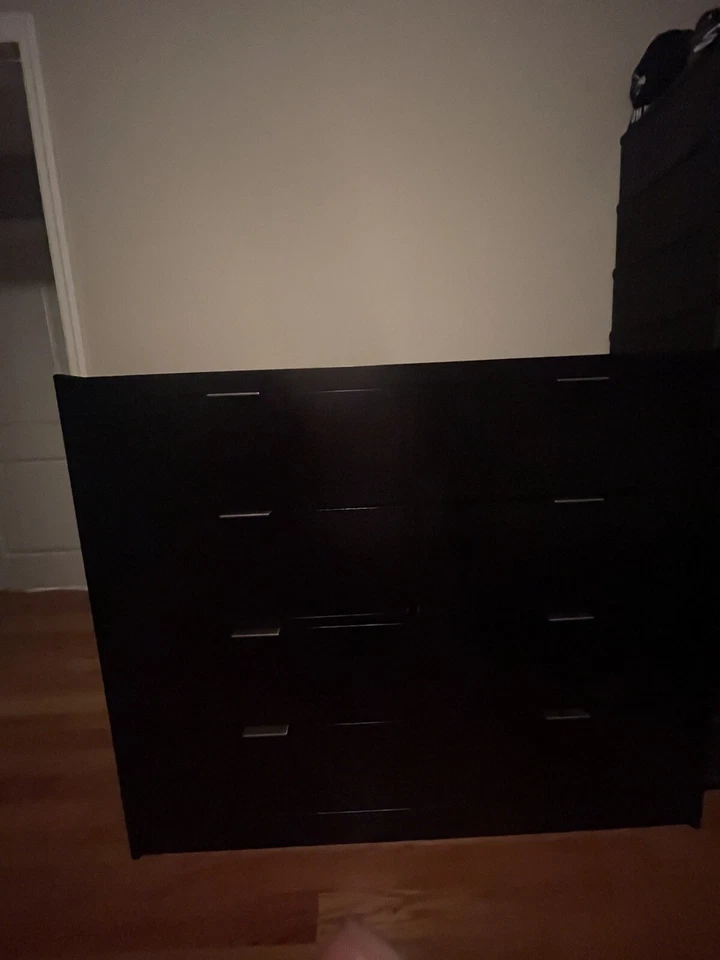 Dresser - Image 2 of 4